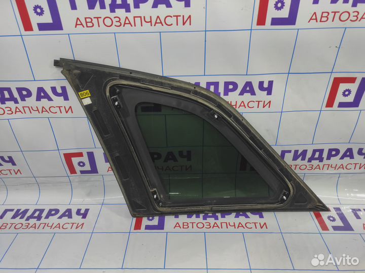 Стекло кузовное глухое правое Opel Antara (C105) 4