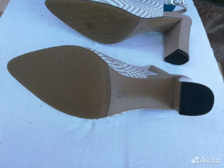 Босоножки женские 38 размер натуральная кожа новые