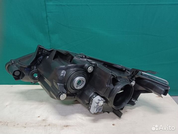 Фара правая Toyota Camry 7 хв50 11-17