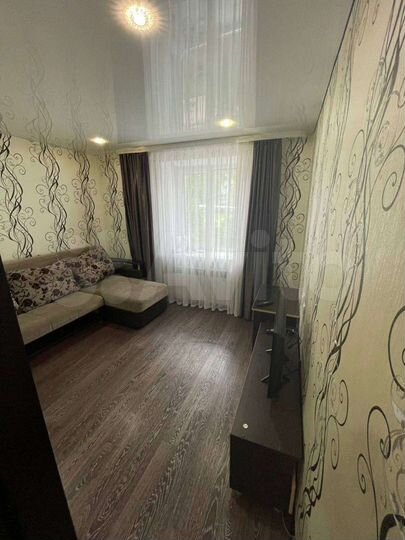 Комната 14 м² в 3-к., 3/6 эт.