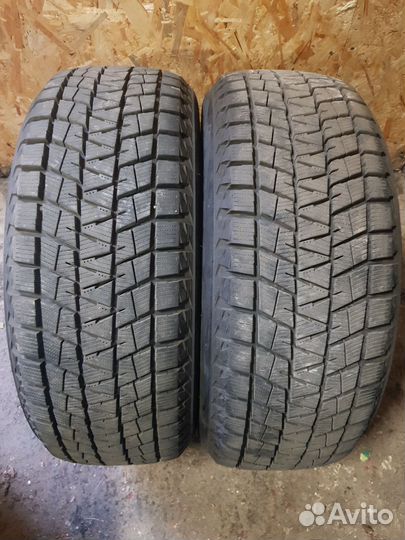 Bridgestone Blizzak DM-V2 225/55 R17