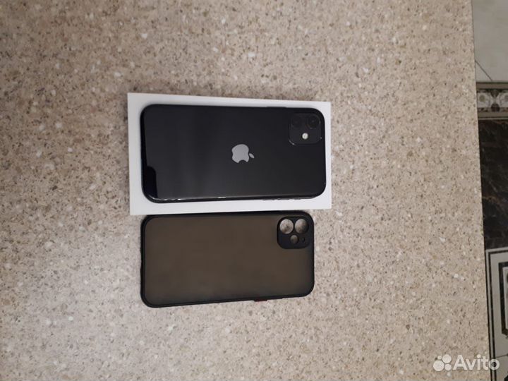 Продам iPhone 11