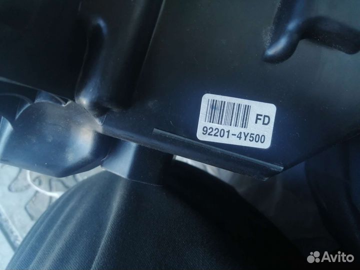 Левая Птф на KIA rio 4 92201-4Y500 (новая)