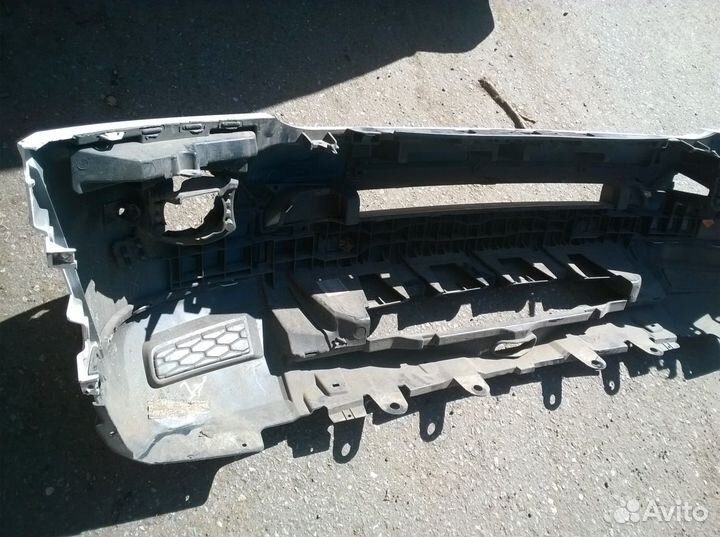 Land Rover Discovery IV 2009-2016 бампер передний
