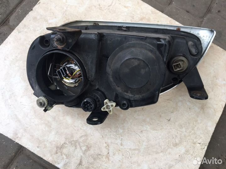 Волга Газ 31105 фара