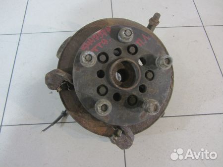 Кулак передний левый Форд