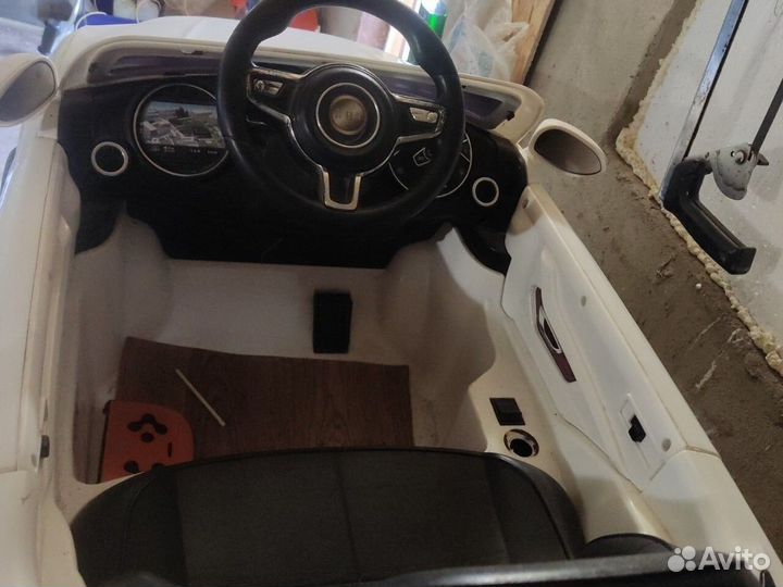 Машинка детская