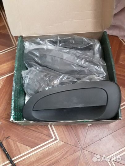 Продам комплек дверных ручек