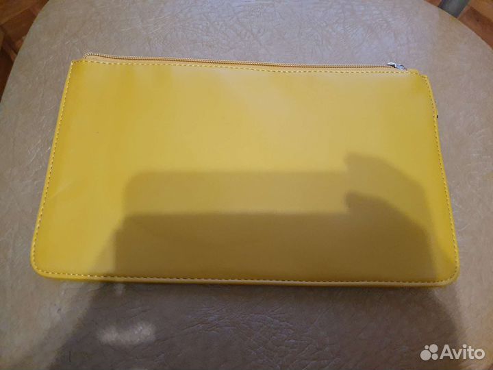 Сумочка-косметичка новая