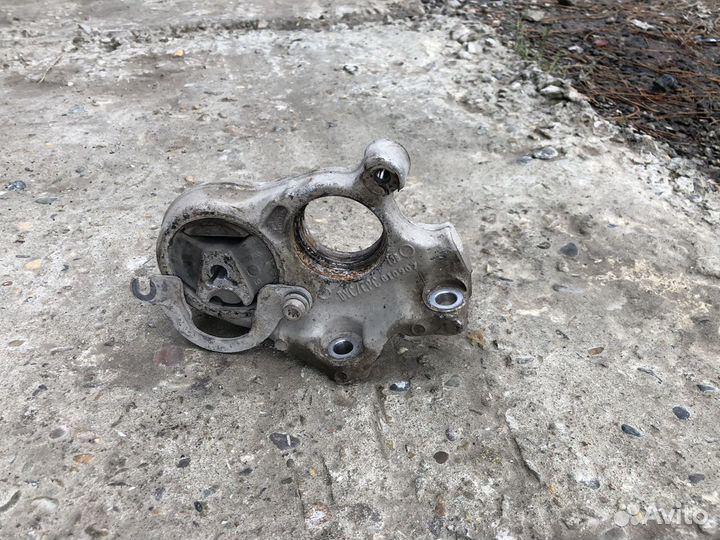 Крепление привода peugeot 308