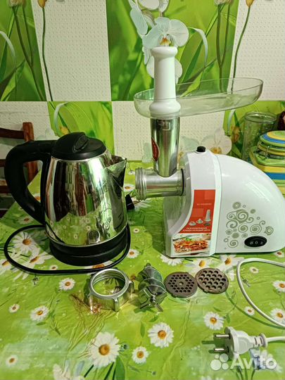 Мясорубка электрическая