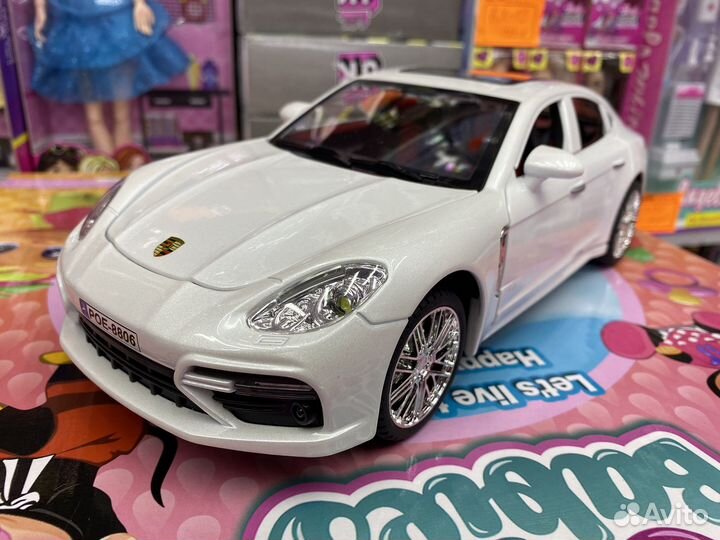 Металлическая машинка Porshe Panamera. 26 см