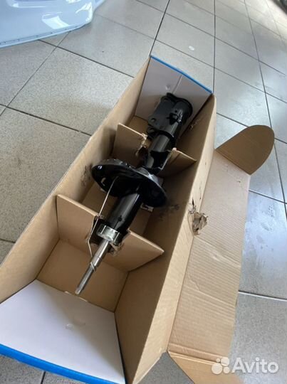 Амортизатор передний hyundai solaris 2017