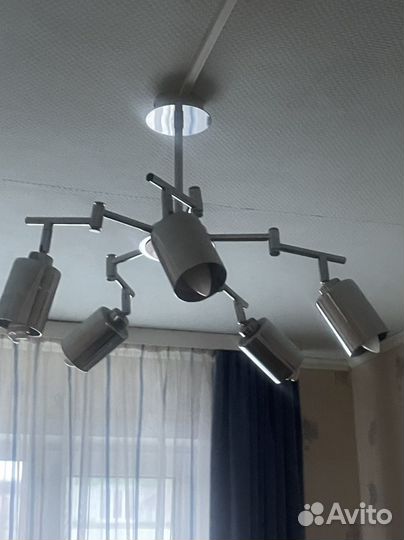 Люстры и светильники бу