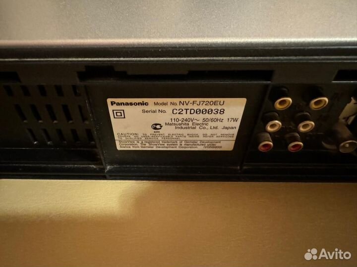 Видеомагнитофон Panasonic NV-FJ720EU