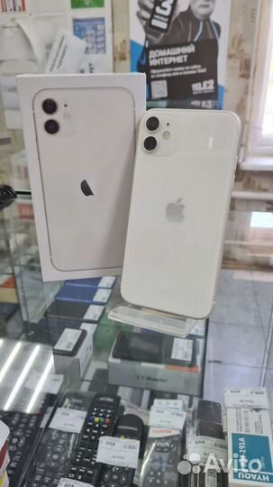 Телефон iPhone 11