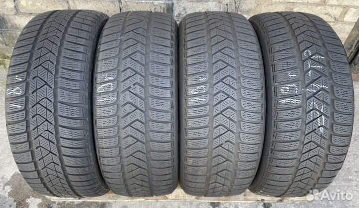 Pirelli Winter Sottozero 3 215/55 R17