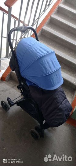 Коляска прогулочная