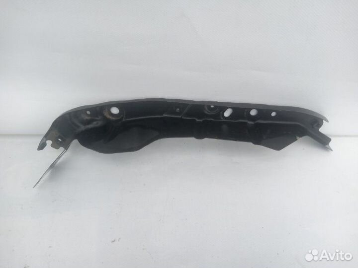 Кронштейн крепления радиатора Nissan Teana J32