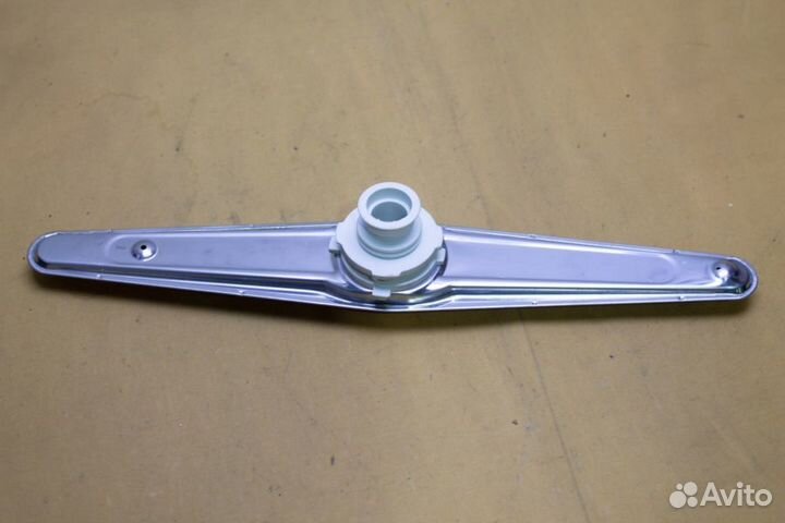 Разбрызгиватель нижний Ariston C00099964 бу. 2258