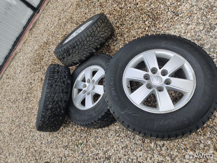 Колеса на Mitsubishi Pajero 4