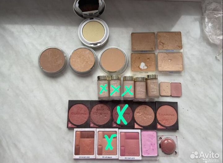 Косметика: тональные крема, пудра, румяна chanel