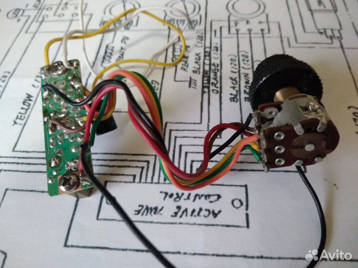 On-board preamp, предусилитель для бас-гитары