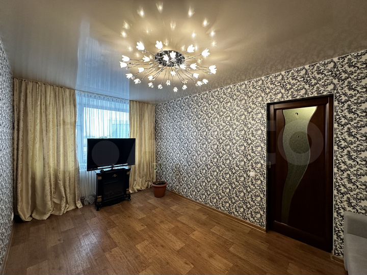 2-к. квартира, 43,8 м², 8/9 эт.