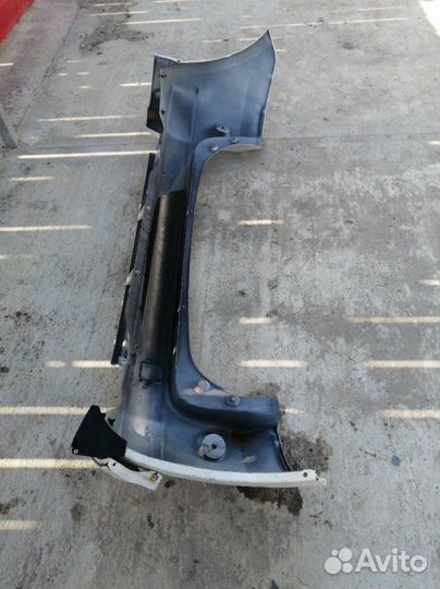 Бампер задний Toyota Sienta NCP81