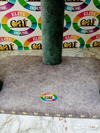 Домик для кошки, когтеточка, комплекс когтеточка