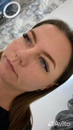 Мастер бровист