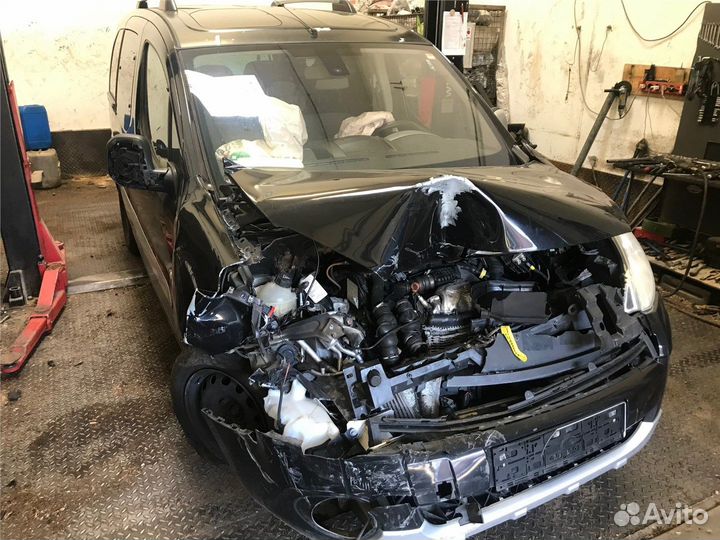 Разбор на запчасти Citroen Berlingo