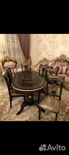 Кухонный стол