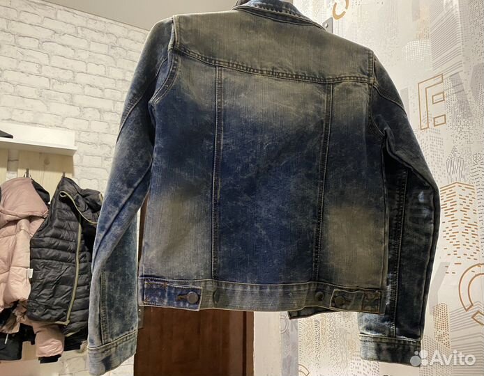 Джинсовая куртка