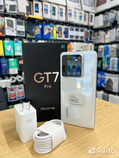 realme GT7 Pro, 12/256 ГБ