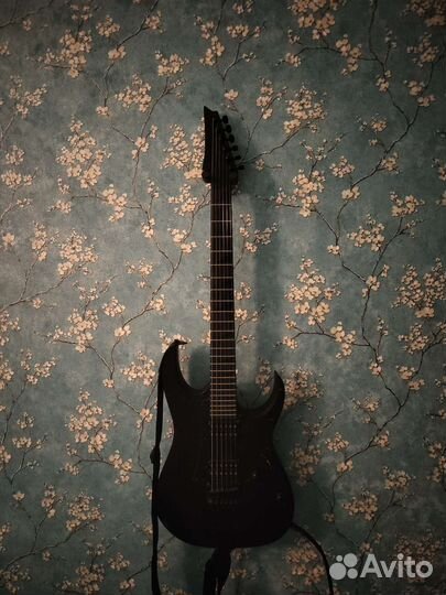 Электрогитара с комбиком и миди клавиатура