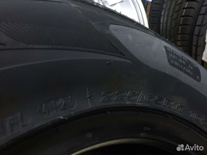 Nexen N Fera RU1 225/65 R17 102H