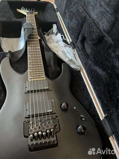 Электрогитара jackson + черный кейс