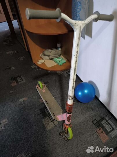 Трюковой самокат