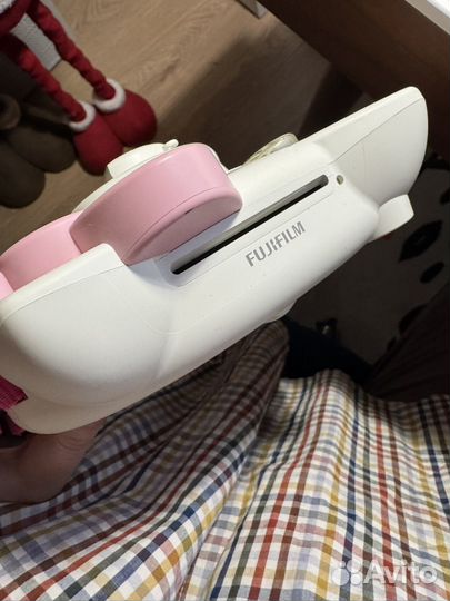 Фотоаппарат fujifilm instax mini hello kitty