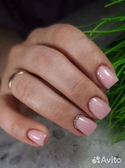Наращивание ногтей