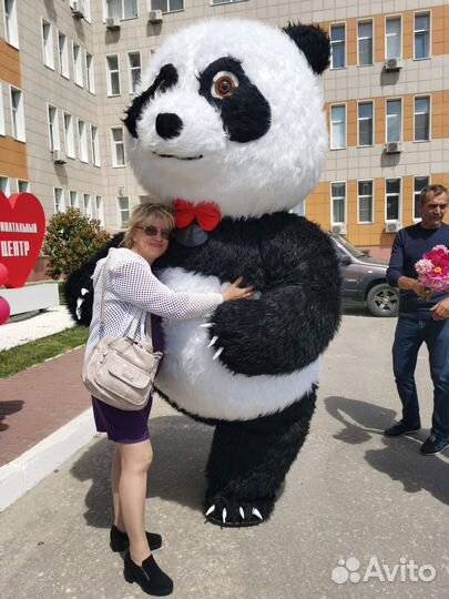 Меховой белый надувной мишка 2,6м. Ростовая кукла