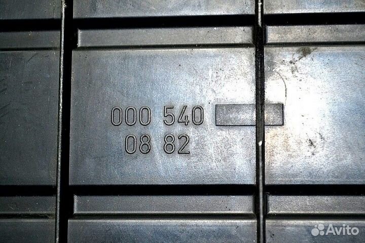 Крышка отделения для жгутов проводов кабины merced