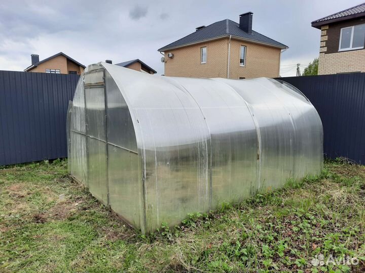 Теплица разобранная