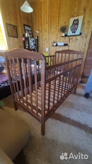 Детская кроватка