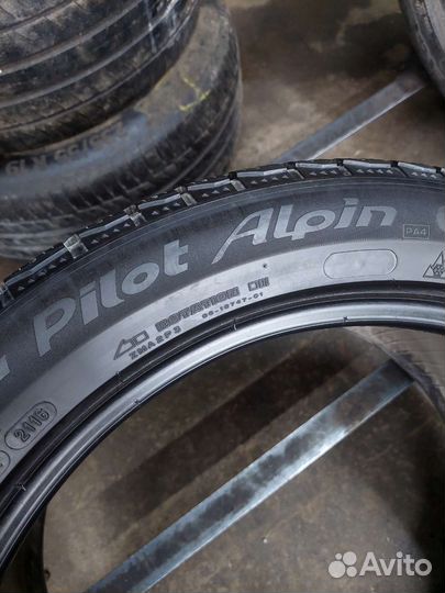 Michelin Pilot Alpin PA4 285/40 R19 107W