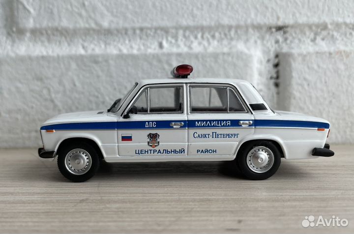 Модель автомобиля ваз 2106 масштаб 1:43