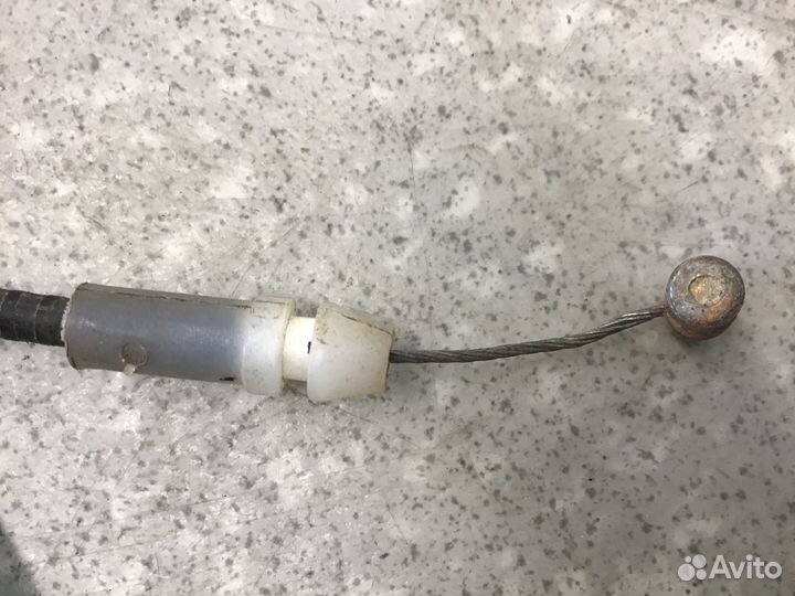 Трос лючка бензобака Geely MK Cross 2011