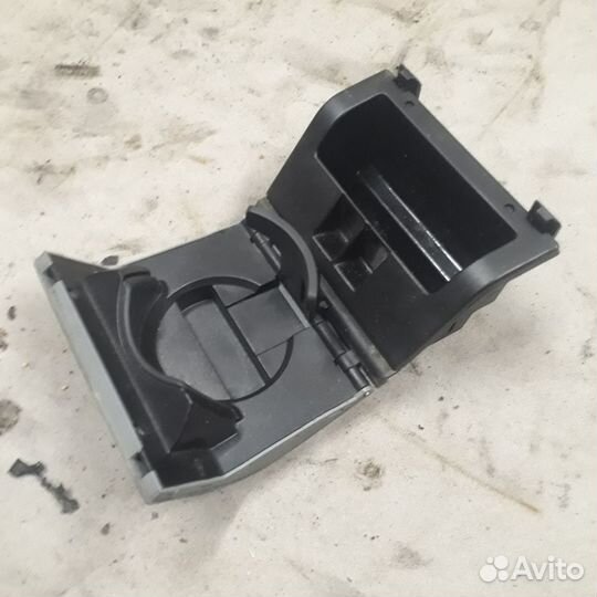 Подстаканник зад. в консоль Шкода Октавия тур А4U1