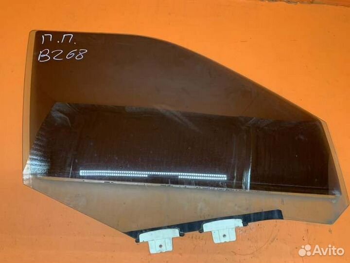 Стекло двери переднее правое Ford Explorer U502